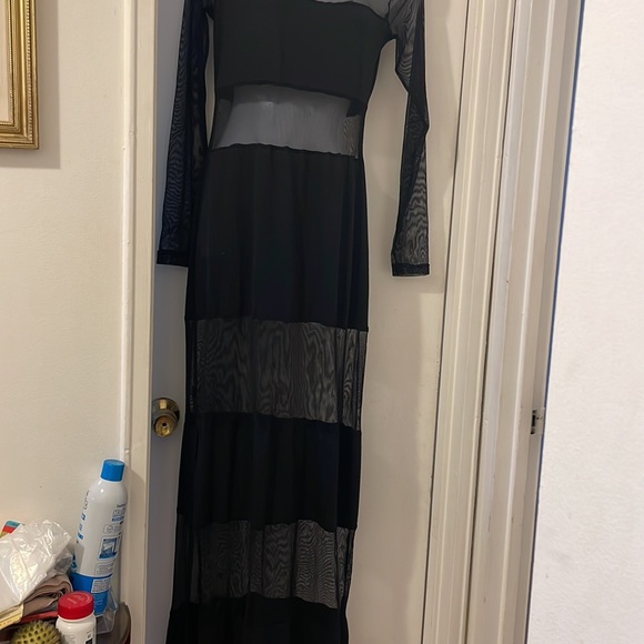 Ladies dress - Picture 3 of 9